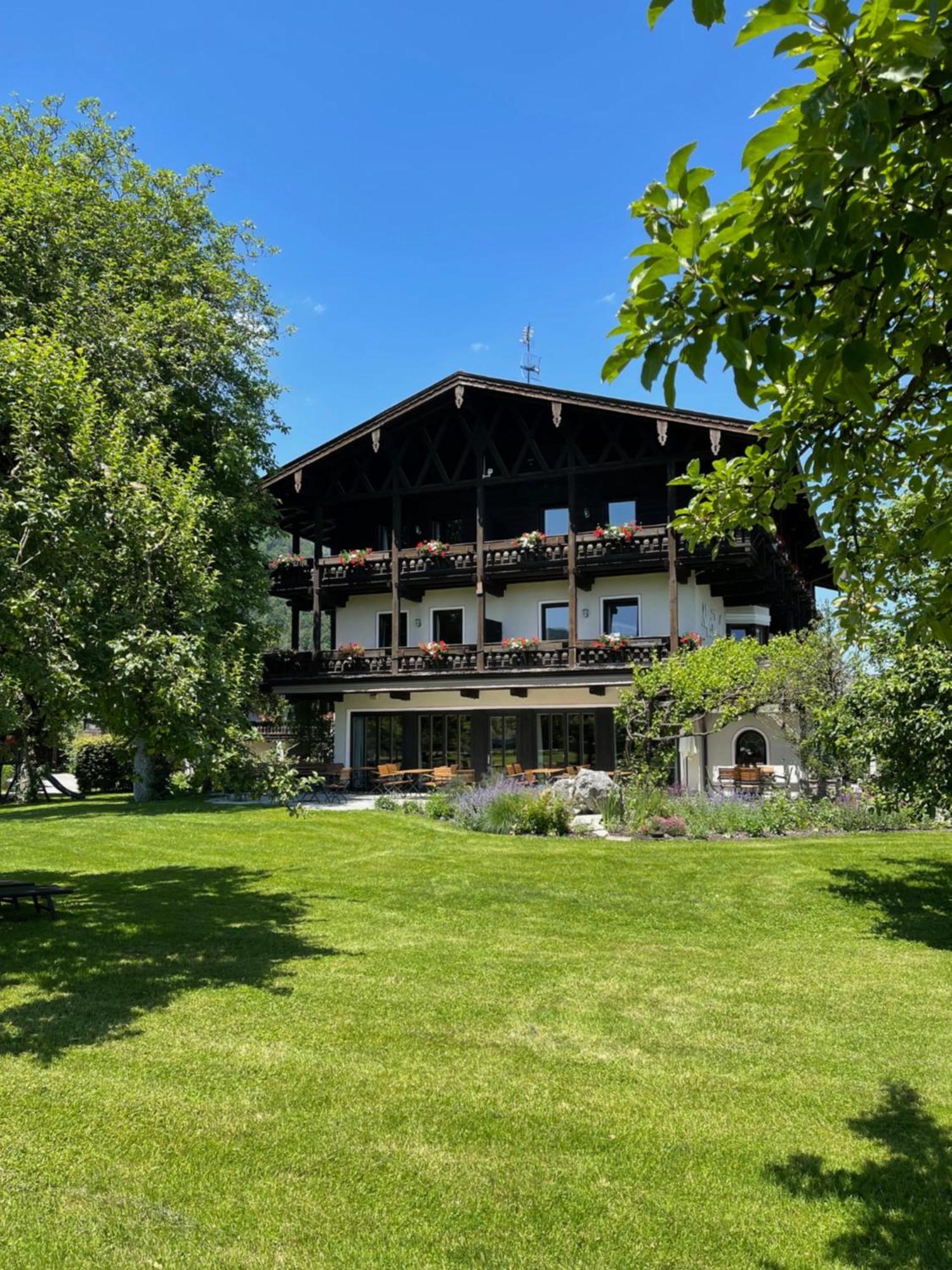 Alpenhof Landhotel Restaurant Oberaudorf Exterior photo